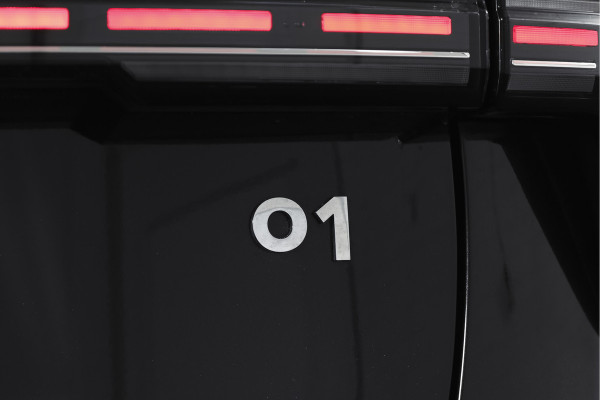 Lynk & Co 01 1.5 Core - Automaat Orig. NL | Dig. Cockpit | Adapt. Cruise | Stoelverw. | PDC | Camera | NAV + App. Connect | ECC | DAB | LM 19" |