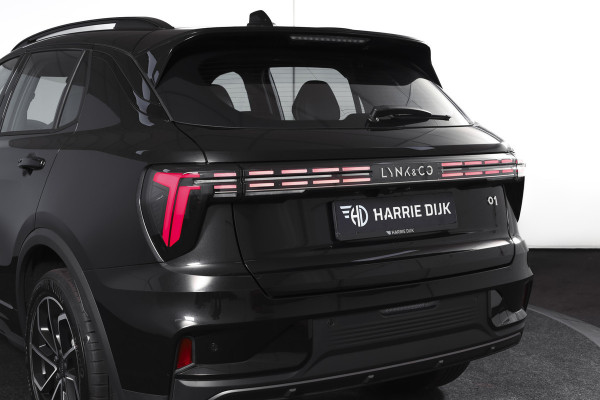 Lynk & Co 01 1.5 Core - Automaat Orig. NL | Dig. Cockpit | Adapt. Cruise | Stoelverw. | PDC | Camera | NAV + App. Connect | ECC | DAB | LM 19" |