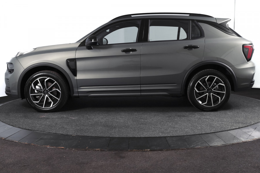 Lynk & Co 01 1.5 Core - Automaat Orig. NL | Dig. Cockpit | Adapt. Cruise | Stoelverw. | PDC | Camera | NAV + App. Connect | ECC | DAB | LM 19" |