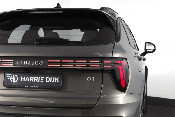 Lynk & Co 01 1.5 Core - Automaat Orig. NL | Dig. Cockpit | Adapt. Cruise | Stoelverw. | PDC | Camera | NAV + App. Connect | ECC | DAB | LM 19" |