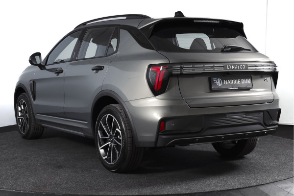 Lynk & Co 01 1.5 Core - Automaat Orig. NL | Dig. Cockpit | Adapt. Cruise | Stoelverw. | PDC | Camera | NAV + App. Connect | ECC | DAB | LM 19" |