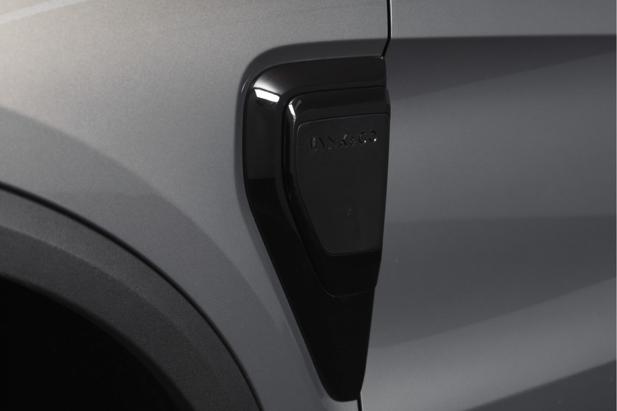 Lynk & Co 01 1.5 Core - Automaat Orig. NL | Dig. Cockpit | Adapt. Cruise | Stoelverw. | PDC | Camera | NAV + App. Connect | ECC | DAB | LM 19" |