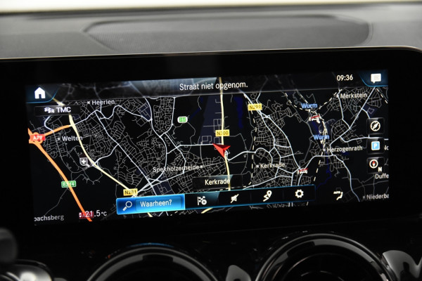 Mercedes-Benz Glb 180 *1ste eigenaar*Panoramadak*Stoelverwarming*Carplay*