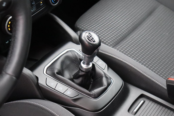 Ford FOCUS Wagon 1.0 EcoBoost Hybrid Trend Edition Business org.NL a.camera