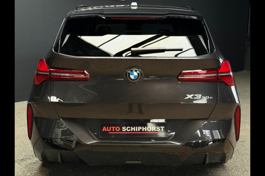 BMW X3 30e X-drive M-Sport-Pro/pano/trekhaak/premium pakket/harman kardon A90