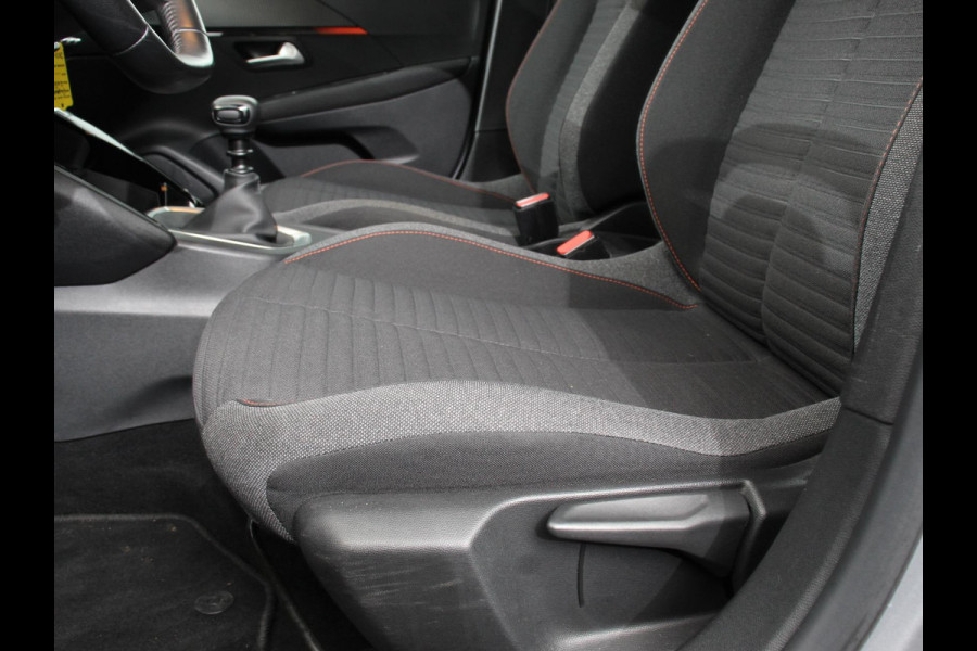 Peugeot 208 1.2 PureTech 100pk Active Pack | Navigatie | Apple Carplay/Android Auto | Parkeersensoren achter | Cruise Control | Airco | Lichtmetalen velgen