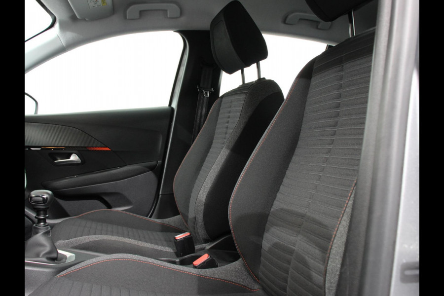 Peugeot 208 1.2 PureTech 100pk Active Pack | Navigatie | Apple Carplay/Android Auto | Parkeersensoren achter | Cruise Control | Airco | Lichtmetalen velgen