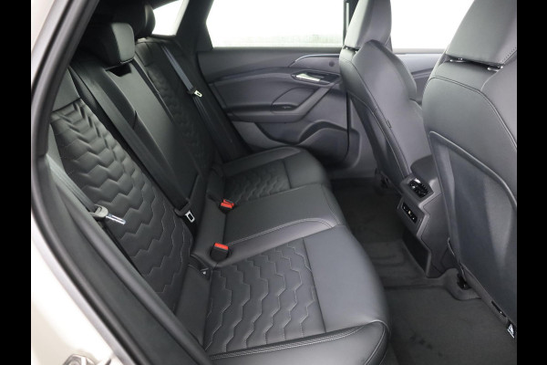 Audi A6 Sportback e-tron S edition 83 kWh | Winterpakket | Privacy glas | LM velgen 21" | Leder interieur | Remzadels rood |