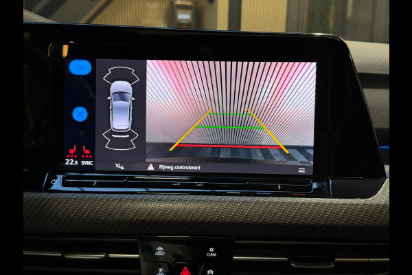Volkswagen Golf 1.5 eTSI |3x R-LINE|VIRTUAL|PANO| IQ LIGHTS|ACC|NIGHTPAKKET|SFEERVERLICHTING|CAMERA|CARPLAY|DEALERONDERHOUDEN|VOL!