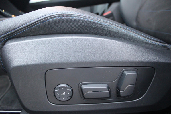 BMW X1 XDrive30e M-Sport Shadow | Pano | ACC | Memory | Massage | HUD | HK | Elek. Trekhaak