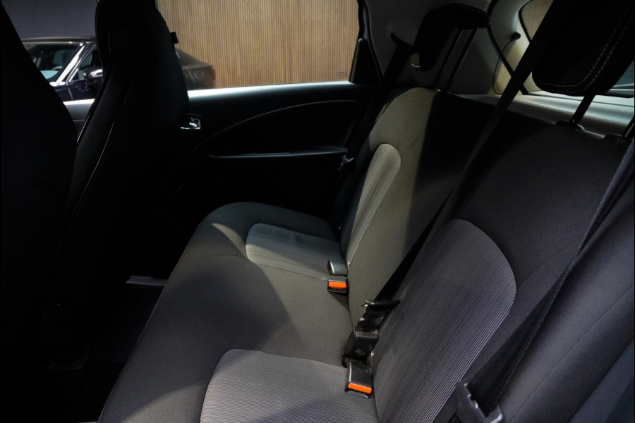 Renault ZOE R90 Intens 41 kWh Koopaccu Navi Keyless Entry & Go Climate Cruise Carplay PDC LM velgen