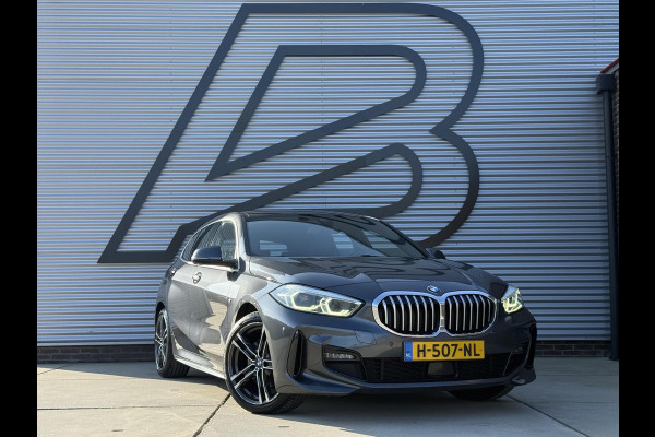 BMW 1-serie 118i High Executive Edition M-Pakket,2e Eigenaar,Navi,Leder,Stoelverwarming,PDC,N.A,P,APK tot 05-2026