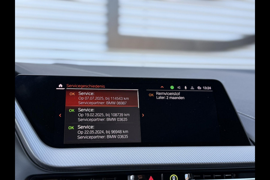 BMW 1-serie 118i High Executive Edition M-Pakket,2e Eigenaar,Navi,Leder,Stoelverwarming,PDC,N.A,P,APK tot 05-2026