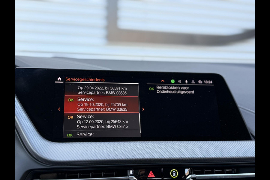 BMW 1-serie 118i High Executive Edition M-Pakket,2e Eigenaar,Navi,Leder,Stoelverwarming,PDC,N.A,P,APK tot 05-2026