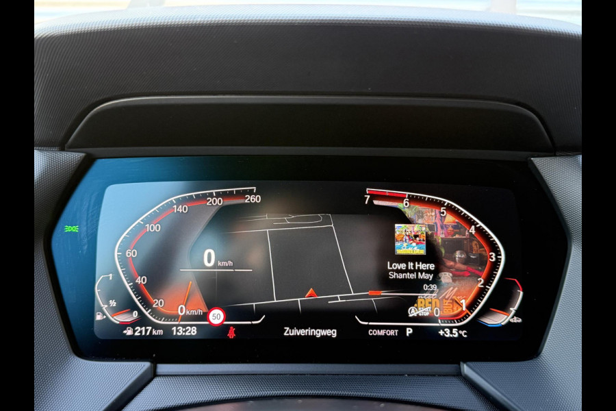 BMW 1-serie 118i High Executive Edition M-Pakket,2e Eigenaar,Navi,Leder,Stoelverwarming,PDC,N.A,P,APK tot 05-2026