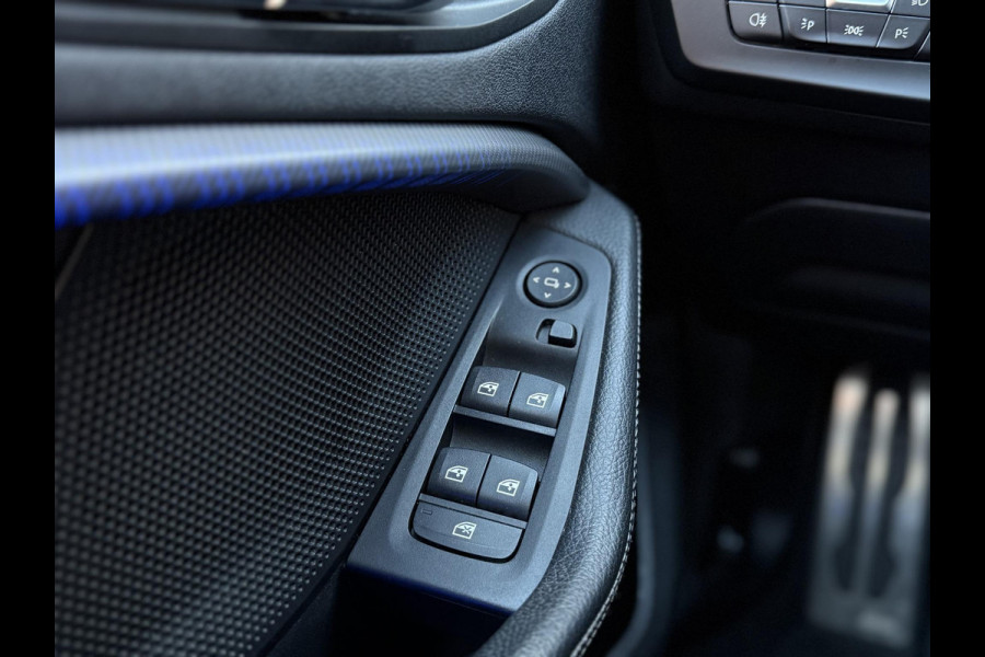 BMW 1-serie 118i High Executive Edition M-Pakket,2e Eigenaar,Navi,Leder,Stoelverwarming,PDC,N.A,P,APK tot 05-2026