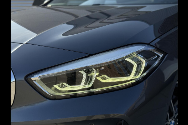 BMW 1-serie 118i High Executive Edition M-Pakket,2e Eigenaar,Navi,Leder,Stoelverwarming,PDC,N.A,P,APK tot 05-2026