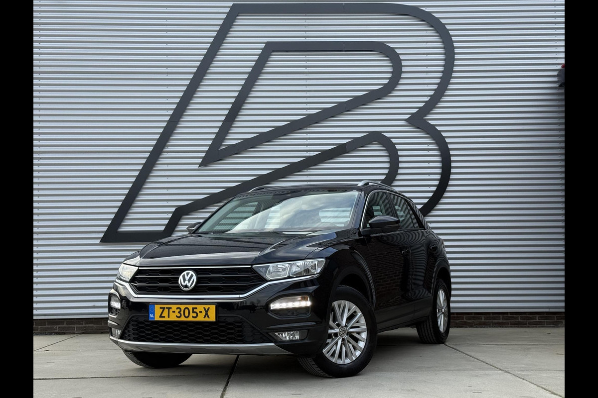 Volkswagen T-Roc 1.5 TSI Style 1e Eigenaar,Clima,Navi,Automaat,150 PK,Adap cruise,PDC V+A,Carplay,N.A.P,APK tot 08-2027