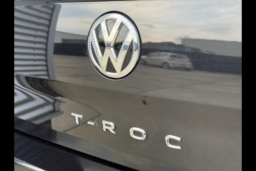 Volkswagen T-Roc 1.5 TSI Style 1e Eigenaar,Clima,Navi,Automaat,150 PK,Adap cruise,PDC V+A,Carplay,N.A.P,APK tot 08-2027