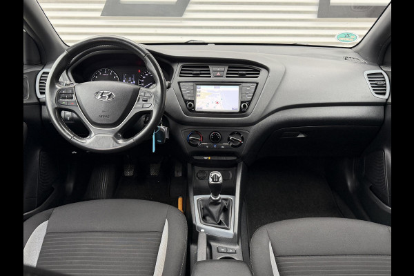 Hyundai i20 1.0 T-GDI Black Edition Navi,Camera,Airco,Cruise,PDC,Trekhaak,LM Velgen,N.A.P,101pk,Volledig Dealer Onderhouden,APK tot 01-2027