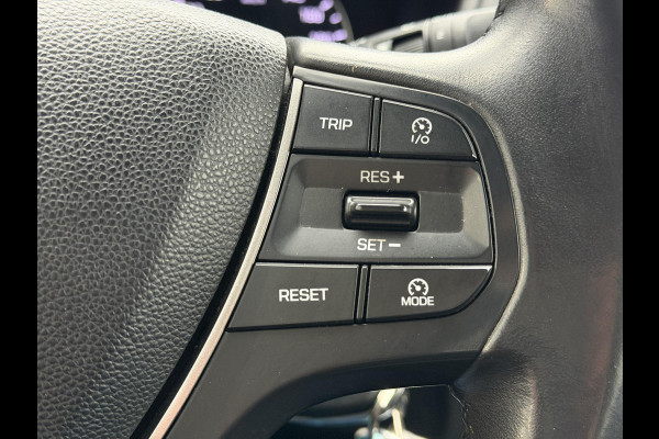 Hyundai i20 1.0 T-GDI Black Edition Navi,Camera,Airco,Cruise,PDC,Trekhaak,LM Velgen,N.A.P,101pk,Volledig Dealer Onderhouden,APK tot 01-2027