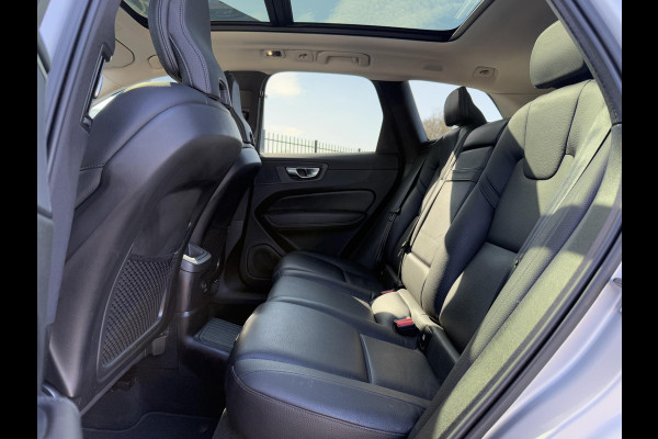 Volvo XC60 2.0 Recharge T6 AWD Inscription 1e Eigenaar,Pano,Leder,Navi,340pk,PDC,Dealer Onderhouden,N.A.P,Apk tot 11-2026