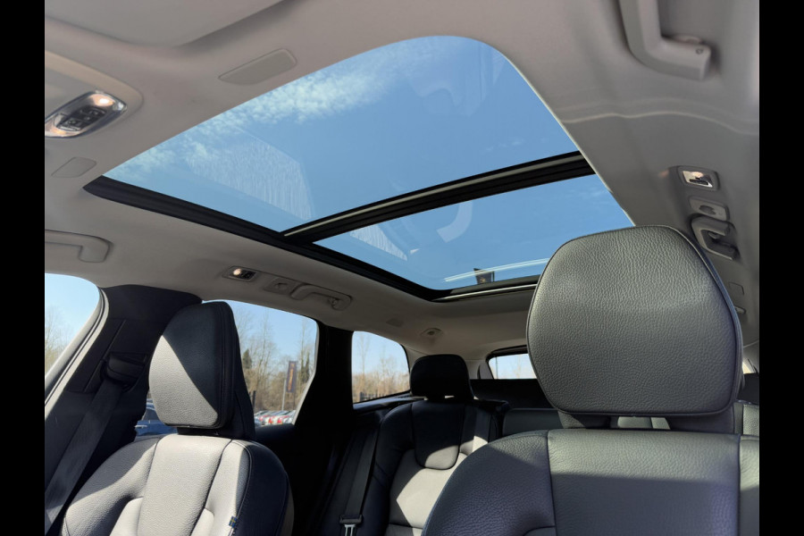 Volvo XC60 2.0 Recharge T6 AWD Inscription 1e Eigenaar,Pano,Leder,Navi,340pk,PDC,Dealer Onderhouden,N.A.P,Apk tot 11-2026