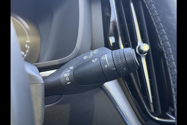 Volvo XC60 2.0 Recharge T6 AWD Inscription 1e Eigenaar,Pano,Leder,Navi,340pk,PDC,Dealer Onderhouden,N.A.P,Apk tot 11-2026