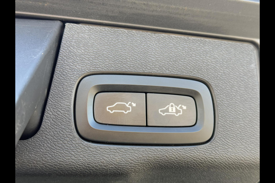 Volvo XC60 2.0 Recharge T6 AWD Inscription 1e Eigenaar,Pano,Leder,Navi,340pk,PDC,Dealer Onderhouden,N.A.P,Apk tot 11-2026