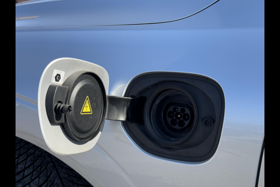 Volvo XC60 2.0 Recharge T6 AWD Inscription 1e Eigenaar,Pano,Leder,Navi,340pk,PDC,Dealer Onderhouden,N.A.P,Apk tot 11-2026