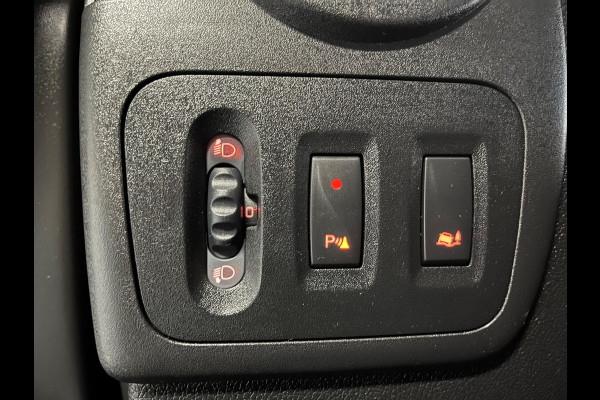 Renault Master T35 2.3 dCi 110pk euro6 L2H2 2xSchuifdeur, 3 persoons, Camera, CruiseControl, Navigatie, Trekhaak, RIJKLAARPRIJS!