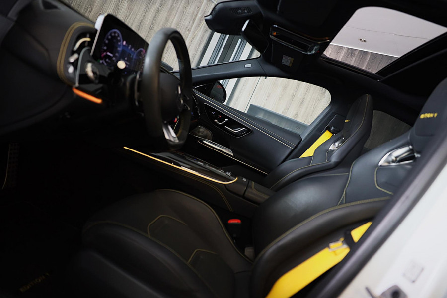 Mercedes-Benz E-Klasse AMG 53 4MATIC+ Edition 1 / Hyperscreen / Performance Zetels / Head Up / Softclose / 360 Camera / Open Pano