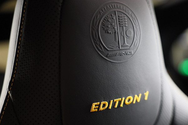 Mercedes-Benz E-Klasse AMG 53 4MATIC+ Edition 1 / Hyperscreen / Performance Zetels / Head Up / Softclose / 360 Camera / Open Pano