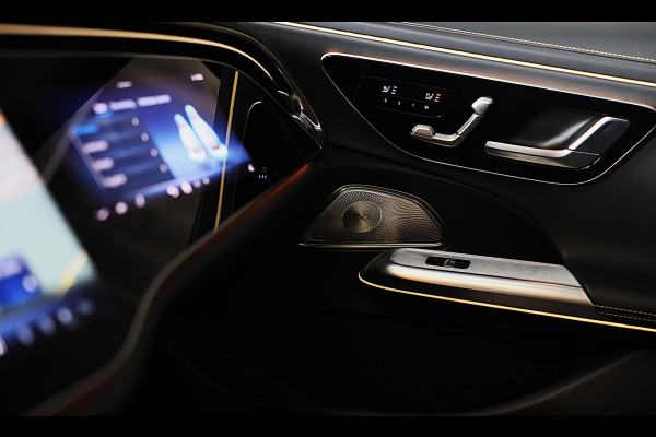 Mercedes-Benz E-Klasse AMG 53 4MATIC+ Edition 1 / Hyperscreen / Performance Zetels / Head Up / Softclose / 360 Camera / Open Pano