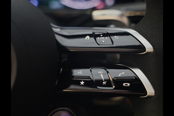 Mercedes-Benz E-Klasse AMG 53 4MATIC+ Edition 1 / Hyperscreen / Performance Zetels / Head Up / Softclose / 360 Camera / Open Pano