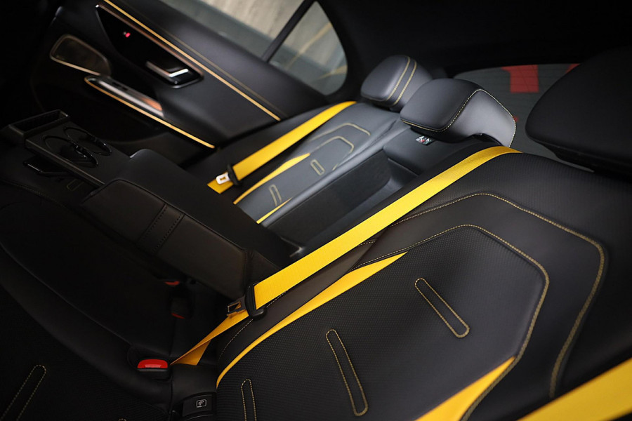 Mercedes-Benz E-Klasse AMG 53 4MATIC+ Edition 1 / Hyperscreen / Performance Zetels / Head Up / Softclose / 360 Camera / Open Pano