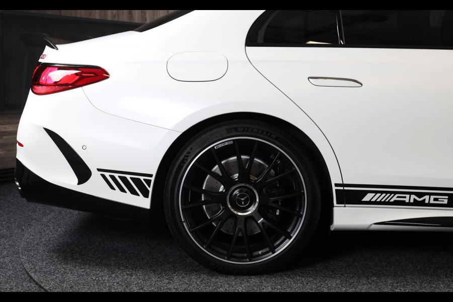Mercedes-Benz E-Klasse AMG 53 4MATIC+ Edition 1 / Hyperscreen / Performance Zetels / Head Up / Softclose / 360 Camera / Open Pano