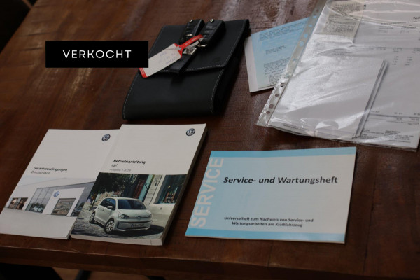 Volkswagen up! 1.0 TSI GTI *Pano*Beats*Cruise control*Stoelverwarming*