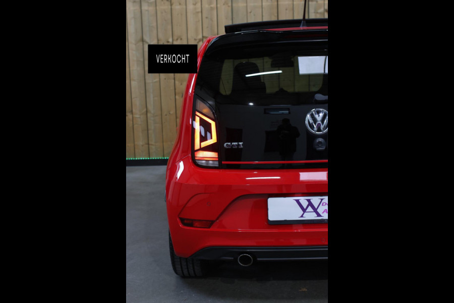 Volkswagen up! 1.0 TSI GTI *Pano*Beats*Cruise control*Stoelverwarming*