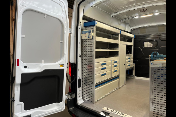 Ford Transit Servicewagen 310 2.0 TDCI 131pk euro6 L2H3 Trend 3Persoons, Sortimo Inrichting, Trekhaak, Navigatie, Rijklaarprijs!