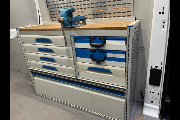 Ford Transit Servicewagen 310 2.0 TDCI 131pk euro6 L2H3 Trend 3Persoons, Sortimo Inrichting, Trekhaak, Navigatie, Rijklaarprijs!