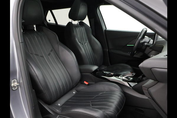 Peugeot e-2008 EV GT 50 kWh + LEDER | SCHUIFDAK | CAMERA | ADAPTIVE CRUISE | STOELVERW. | SFEERVERL.