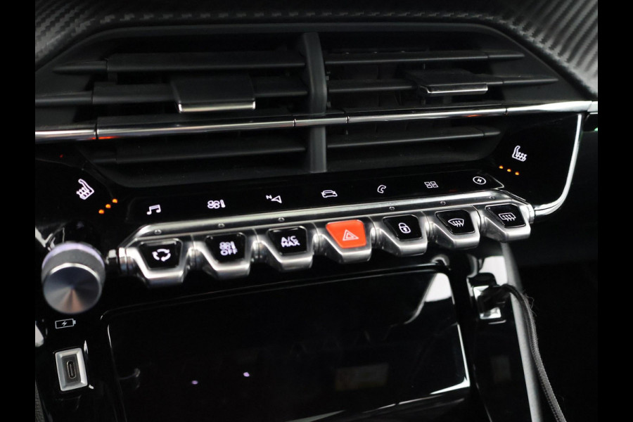 Peugeot e-2008 EV GT 50 kWh + LEDER | SCHUIFDAK | CAMERA | ADAPTIVE CRUISE | STOELVERW. | SFEERVERL.