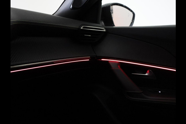 Peugeot e-2008 EV GT 50 kWh + LEDER | SCHUIFDAK | CAMERA | ADAPTIVE CRUISE | STOELVERW. | SFEERVERL.