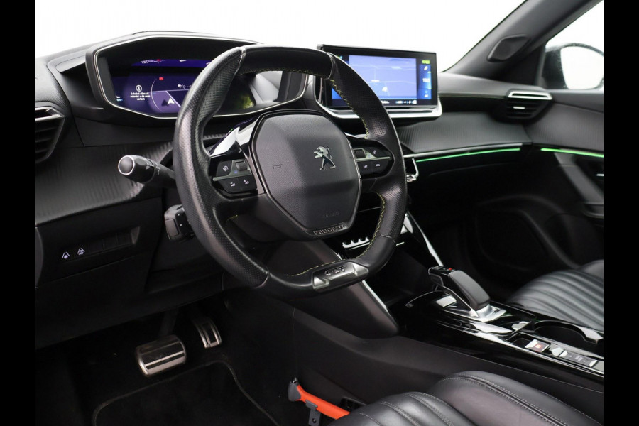 Peugeot e-2008 EV GT 50 kWh + LEDER | SCHUIFDAK | CAMERA | ADAPTIVE CRUISE | STOELVERW. | SFEERVERL.