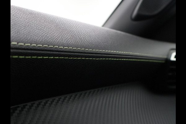 Peugeot e-2008 EV GT 50 kWh + LEDER | SCHUIFDAK | CAMERA | ADAPTIVE CRUISE | STOELVERW. | SFEERVERL.