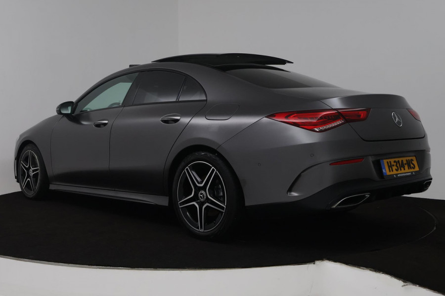 Mercedes-Benz CLA-Klasse 200 Business Solution AMG (PANORAMADAK, STOELVERWARMING, SFEERVERLICHTING, ACHTERUITRIJCAMERA)