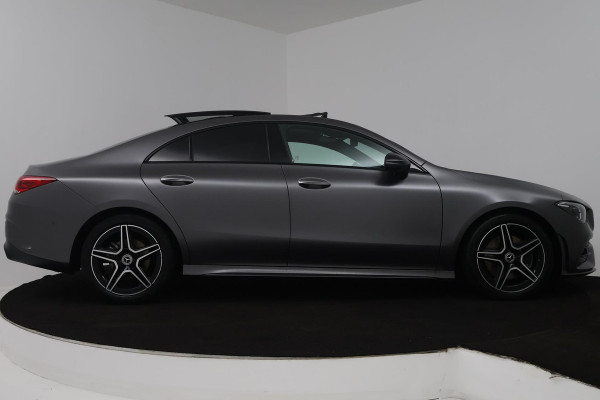 Mercedes-Benz CLA-Klasse 200 Business Solution AMG (PANORAMADAK, STOELVERWARMING, SFEERVERLICHTING, ACHTERUITRIJCAMERA)