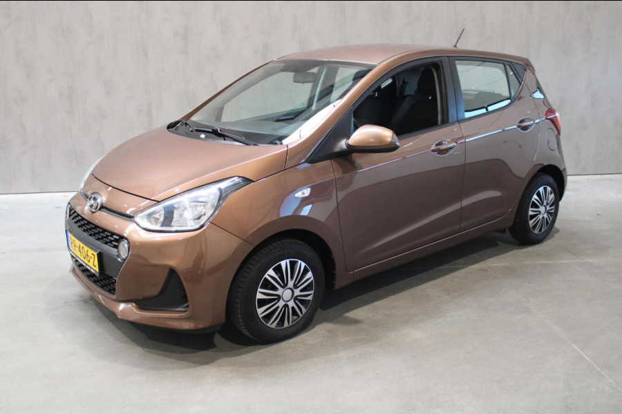 Hyundai i10 1.0i Comfort Cruise controle Climatronic Rijklaar incl onderhoud Bovag garantie