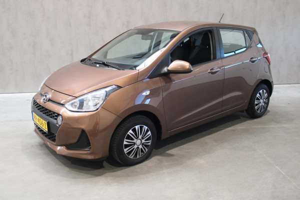 Hyundai i10 1.0i Comfort Cruise controle Climatronic Rijklaar incl onderhoud Bovag garantie